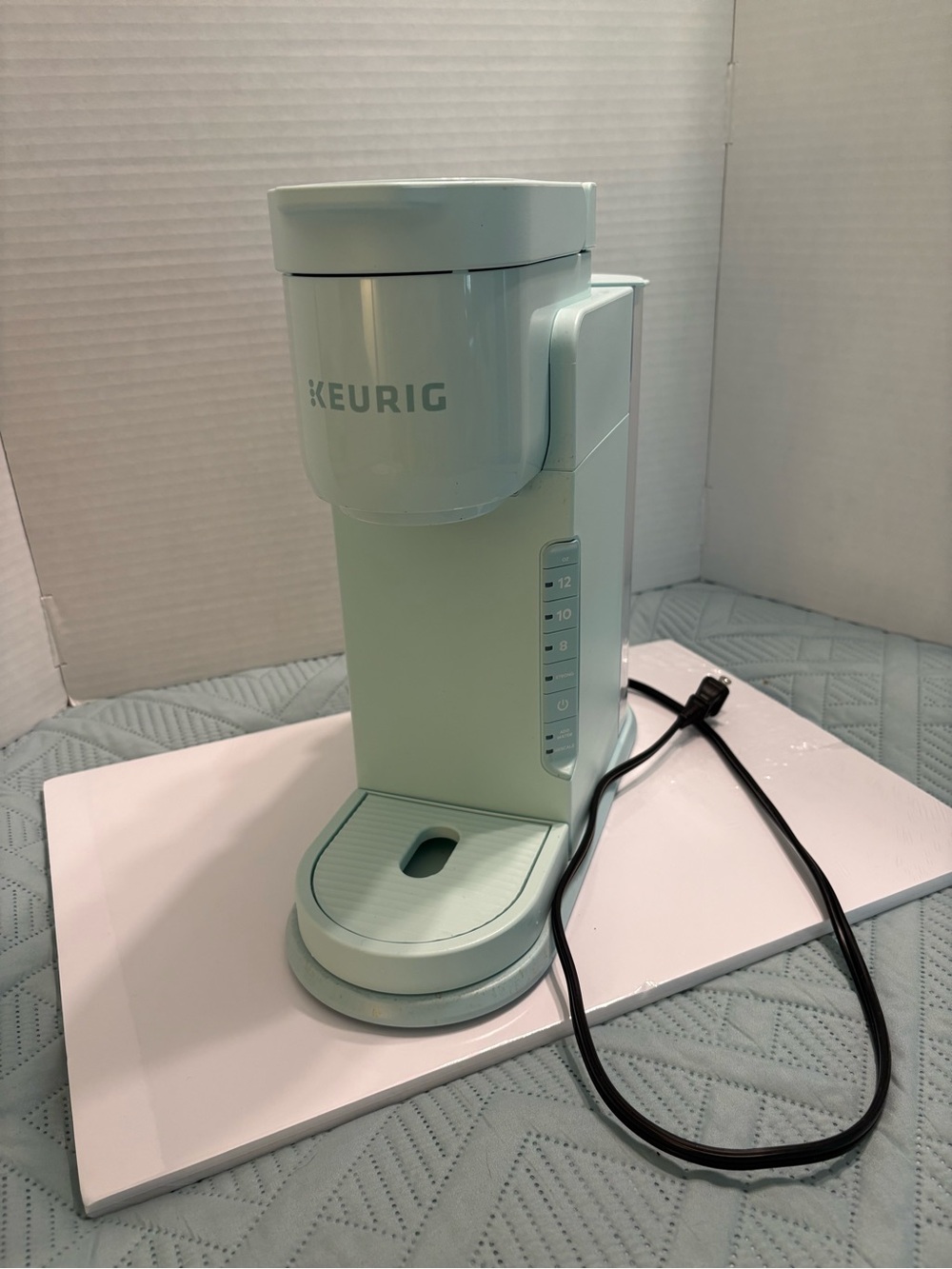 Keurig K-Express Essentials Seafoam Green Single-Serve K-Cup Pod Coffee Maker